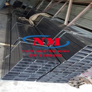 Thép hộp 100x50x4ly/mm/li mác Q235B SS400