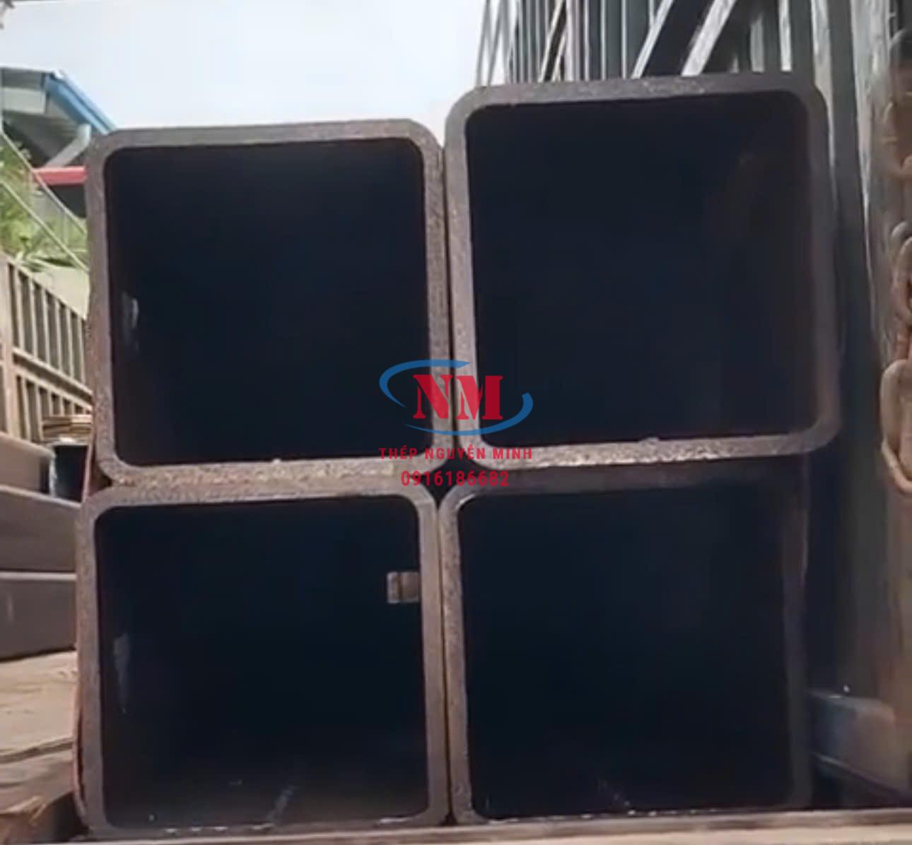 Thép hộp 300x300 mác thép Q355B A572 S355JR SS490 SM490