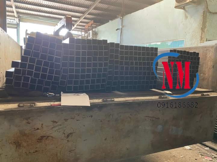 Thép hộp vuông 150x150x4.5